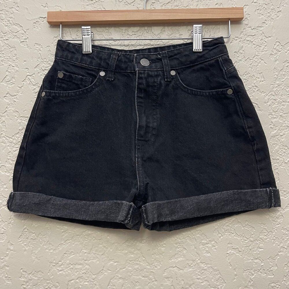 Boohoo Distressed Shorts Size 0